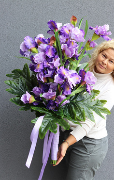 Irysy, fioletowy bukiet nagrobny do położenia, dł.96cm