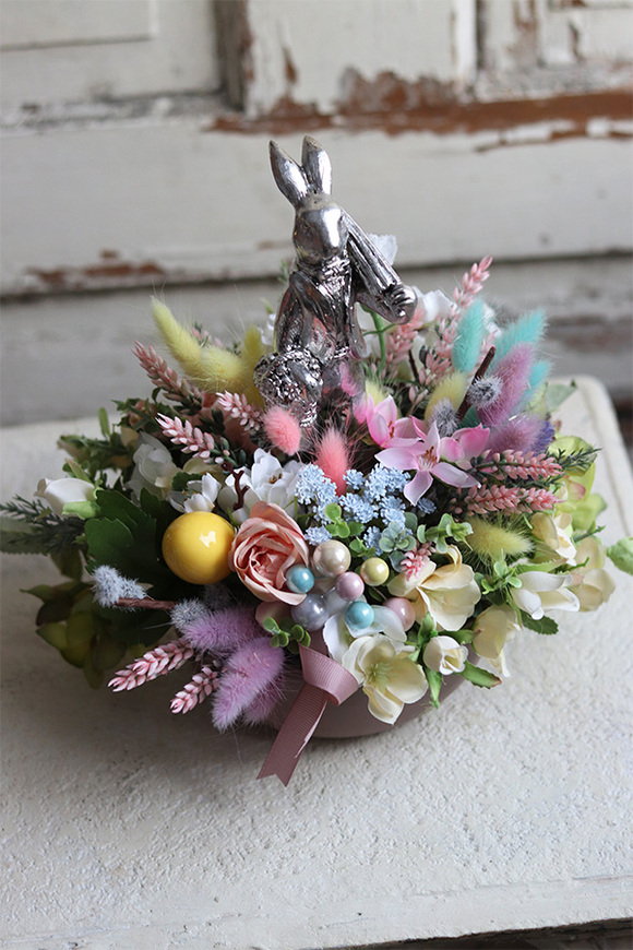 kompozycja / stroik wielkanocny, Zajączek z Parasolem, wym.24x27cm