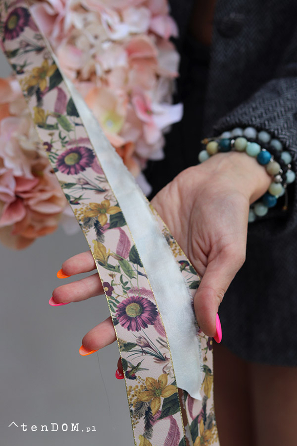 Hortensje Jesienne, wianek na drzwi z hortensji