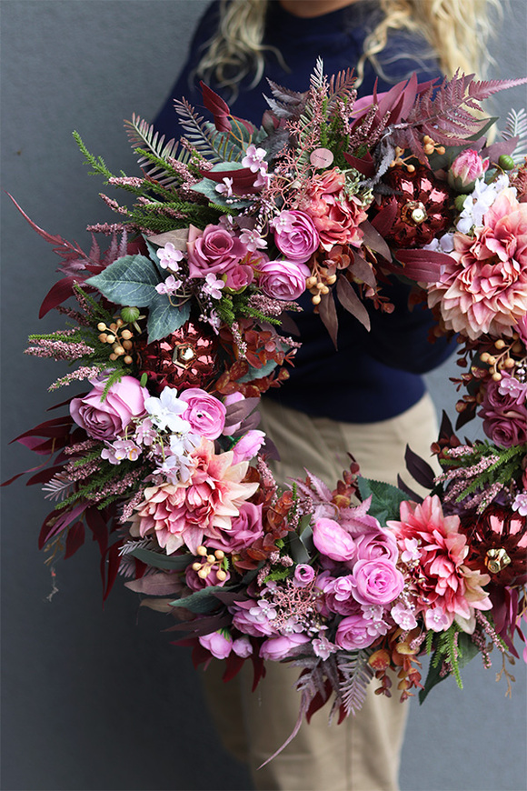 Pink Pumpkins, jesienny wianek z białymi dyniami