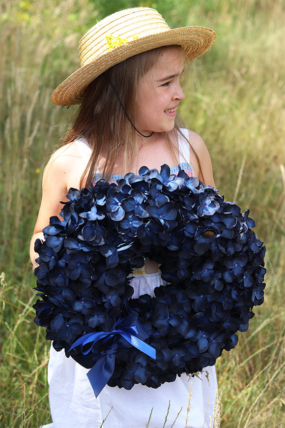 Granatowa Hortensja, ciemny wianek z hortensji