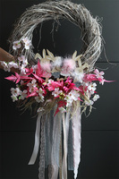 Wianek wielkanocny kwiatowy