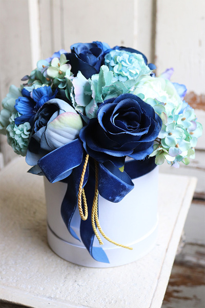 Florito Blue, flowerbox z niebieskimi kwiatami, wys.27cm 