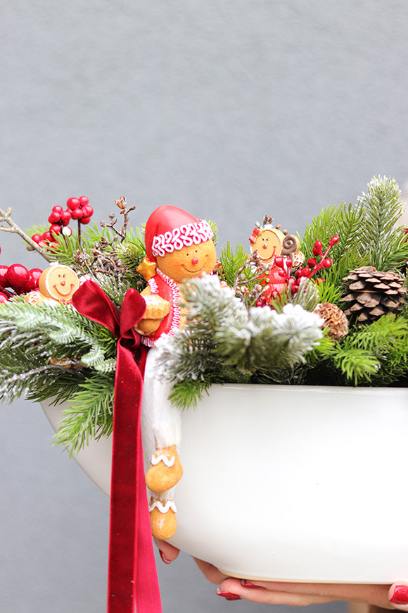 Pierniczkowo Laos, stroik świąteczny z piernikowym ludkiem