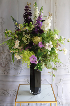 Imperial Elegance, ogromny bukiet w wysokim wazonie, wym.106x62cm 