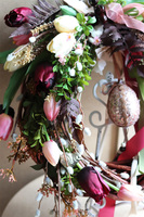 Blink Egg, wiosenny wianek z tulipanami