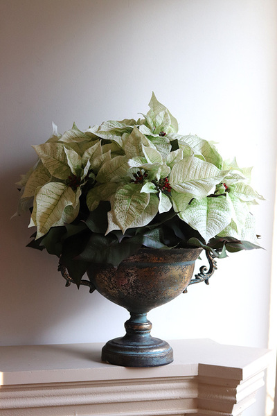 Gwiazda Betlejemska Prince, sztuczna roślina w pucharze