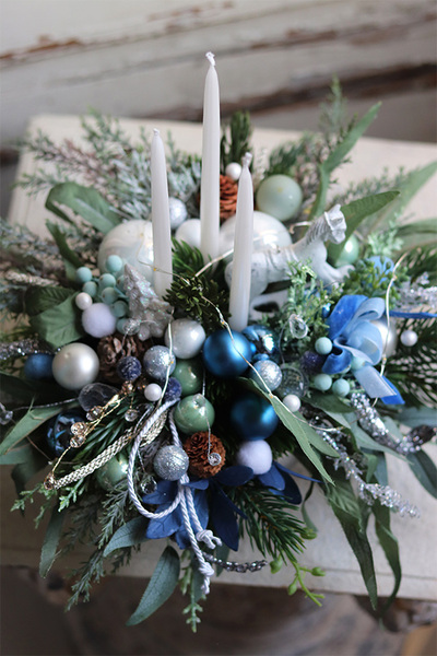 Bluesfera, zimowy stroik ze świecami, wym.33x60cm  