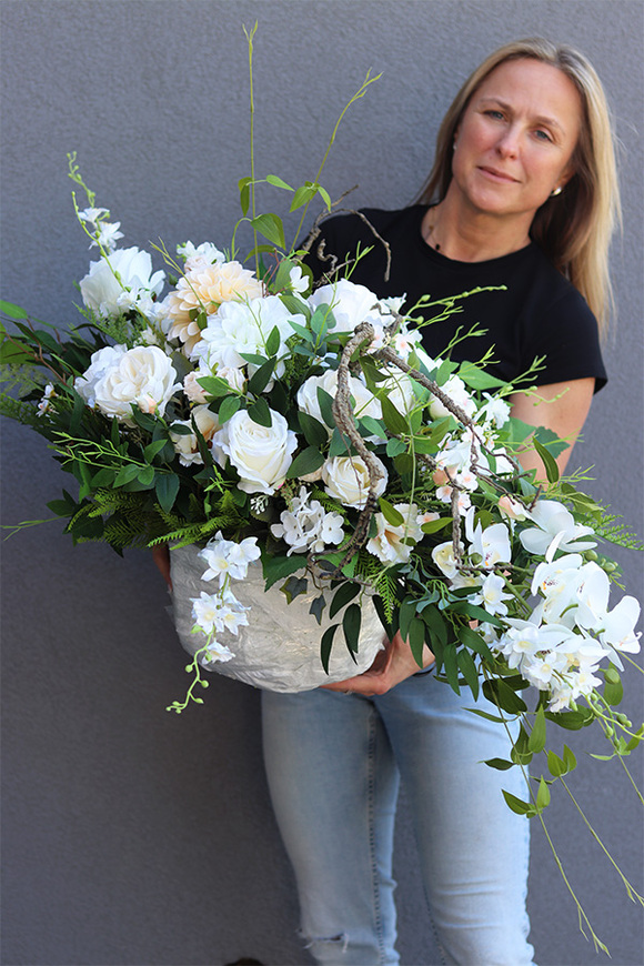 White Palace, kompozycja nagrobna w donicy