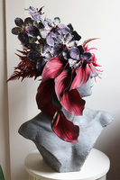 Exotica Head, kompozycja kwiaty w głowie