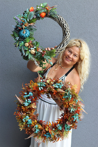 Dom na Wzgórzu, jesienny wianek asymetryczny