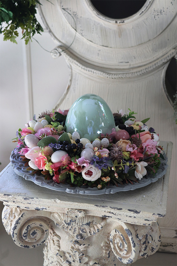 Bedra Delisa, wielkanocny stroik na talerzu