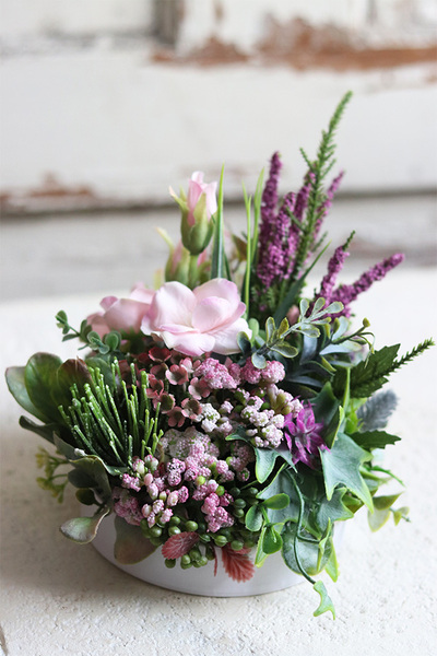 Hedista Mini, urocza kompozycja kwiatowa, wym.18x18cm 