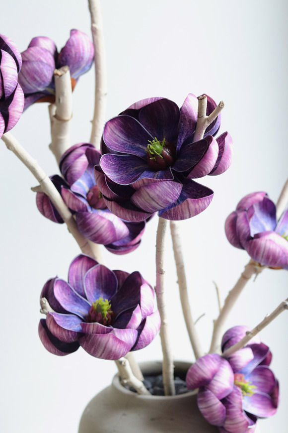 Purple Minima, minimalistyczna kompozycja kwiatowa