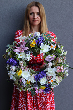 Wiosenna Rabata, kwiatowy wianek na drzwi, śr.46cm