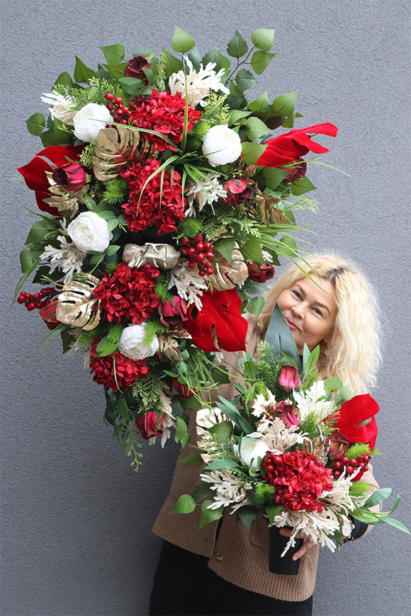 Dorotea, komplet dekoracji nagrobnych, wiązanka + bukiet