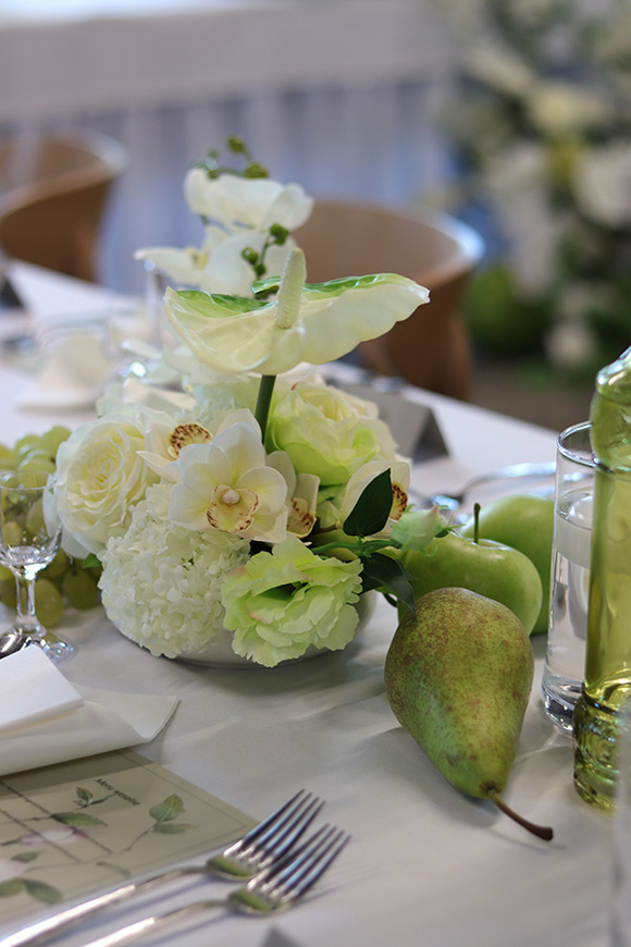 Wedding Day, kompozycja kwiatowa w misie	