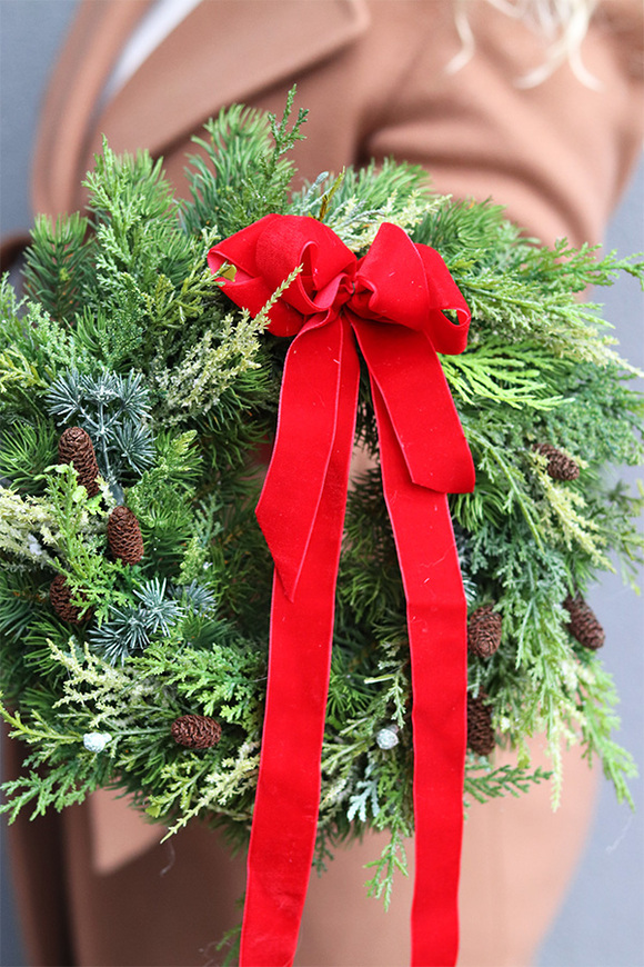 Simple World, bożonarodzeniowy wianek na drzwi