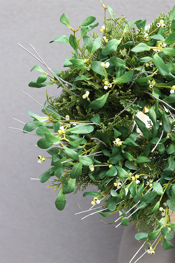 Winter Dream, zimowy wianek z śnieguliczką