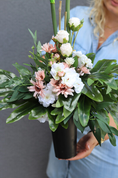 Kalle Design bukiet nagrobny we wkładzie do flakonu