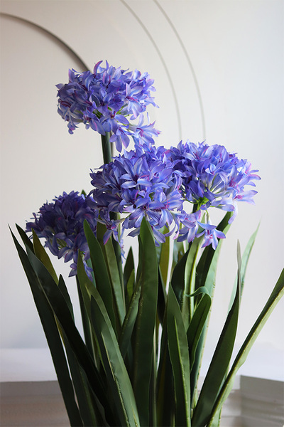 Niebieski Czosnek Ozdobny, sztuczna roślina w plastikowej osłonce