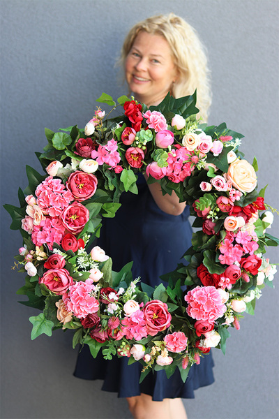 bardzo duży kwiatowy wianek, Montana Kresda, śr.65cm