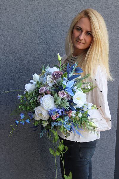 OD RĘKI Malediwy Blue, niebieski bukiet kwiatów, wys.52cm
