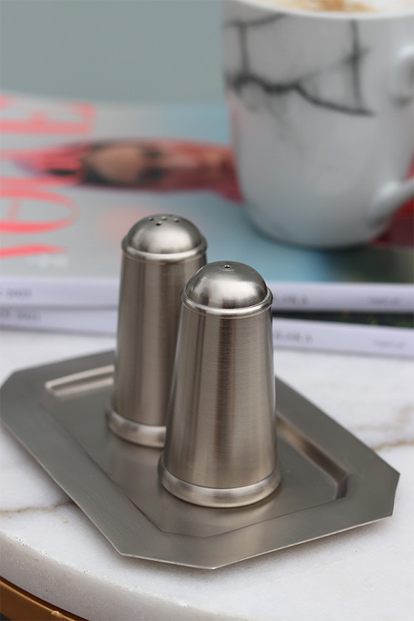 cynowany zestaw do przypraw Conelli