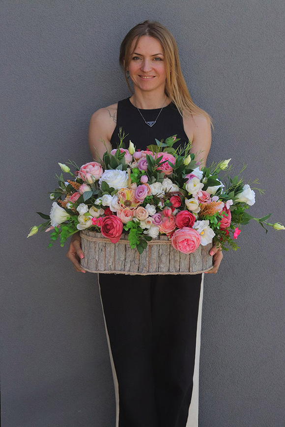 Gefiana, dekoracja w drewnianej skrzynce