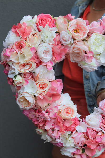 kwiatowa dekoracja serce Róże&Hortensje