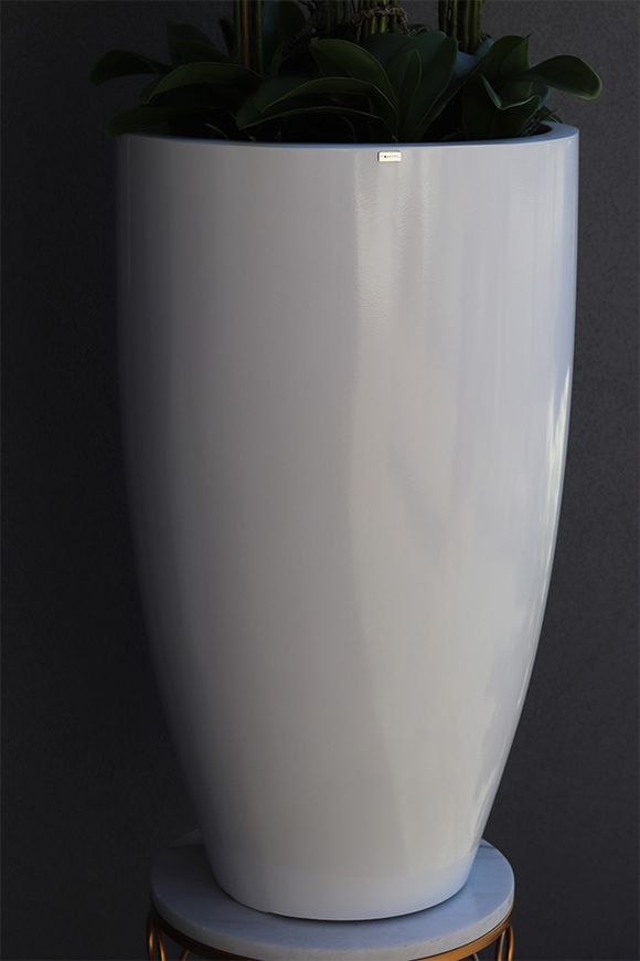 Grande Fiberglass Fenice Big 2, efektowny storczyk w białej donicy z fiberglass, wys.140cm 