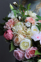 Pastella, kompozycja kwiatowa w srebrnej misie, wym.28x67cm