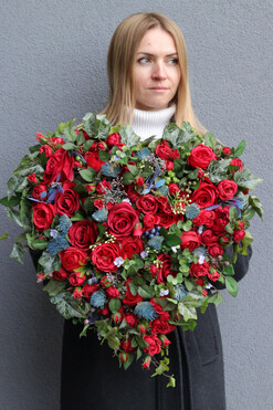 Berry Rose, stroik nagrobny serce, wym.49x48cm 