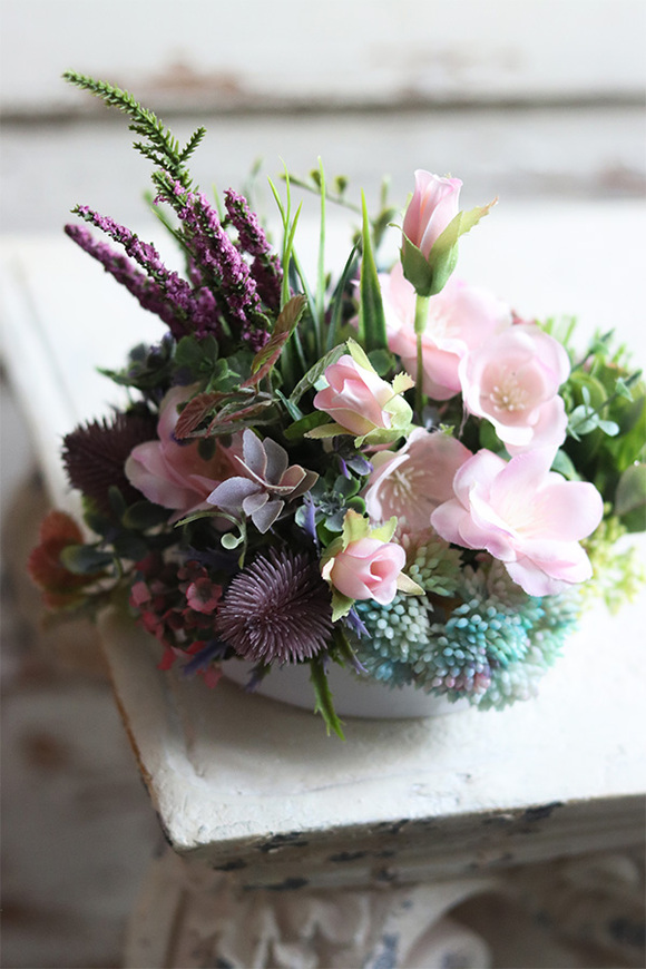 Hedista Mini, urocza kompozycja kwiatowa, wym.18x18cm 