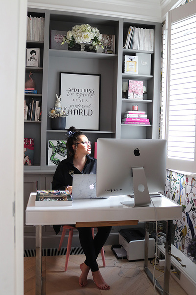 Paris, wielkanocny stroik z zającem