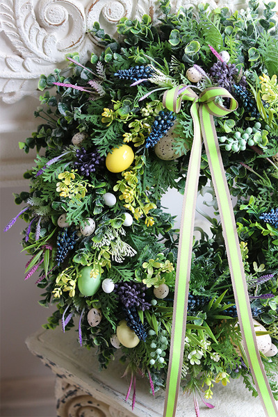 Wielkanocna Melodia, wielkanocny wianek na drzwi z jajkami