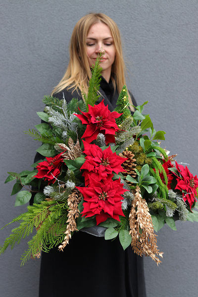 Nocna Cisza Volcan, świąteczna kompozycja nagrobna na tacy