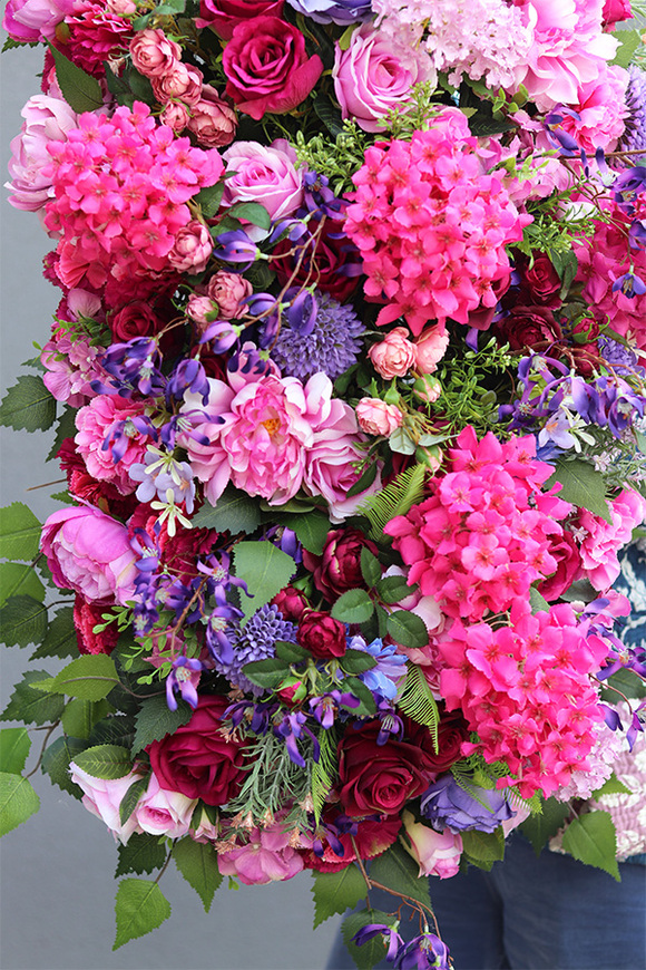 Pink Beauty 2, szeroka girlanda kwiatowa na siatce