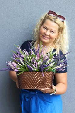 Wrzosowisko Trio, kompozycja kwiatowa w donicy, wym.36x50x27cm