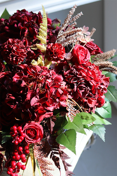 Bordo Deluxe, kompozycja nagrobna w misie