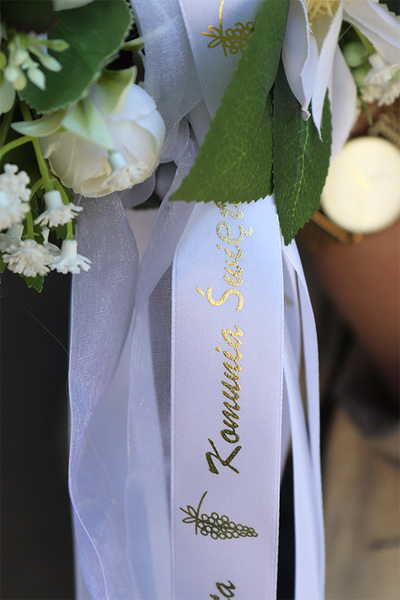 First Comunion, wianek komunijny z białych kwiatów