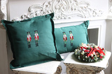 Xmas Nutcrackers, świąteczna poduszka, zielona