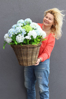 Kalina Provance, dekoracyjny kosz z kwiatami