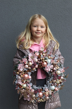 Pastelove Love, świąteczny wianek na drzwi, śr.43cm 