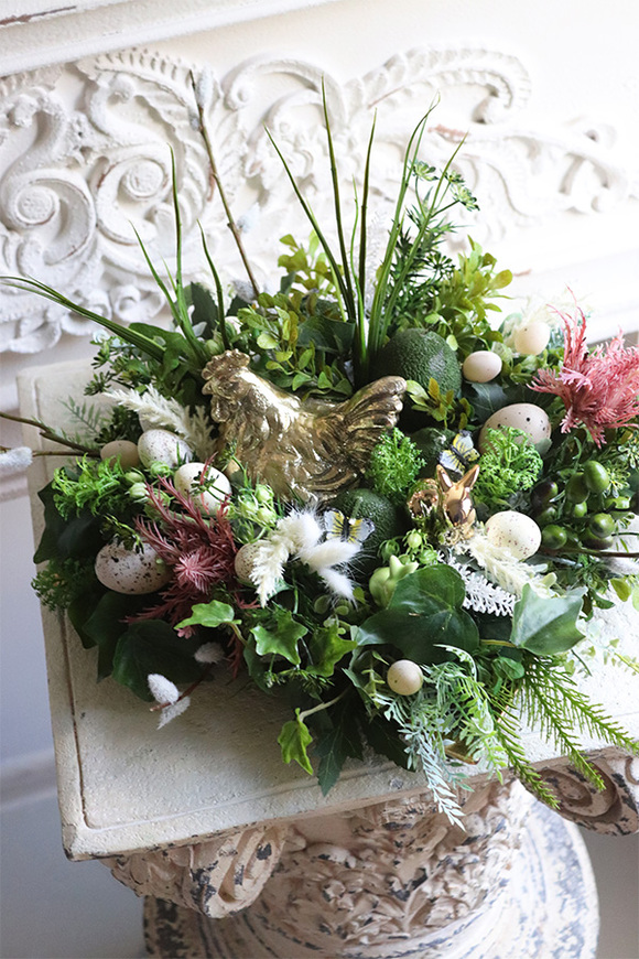 Zielona Grzęda, stroik wielkanocny na tacy