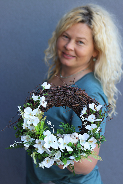 Florena Bird White, wianek dekoracyjny z ptaszkiem