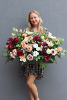 Filharmonica Opera, elegancka kompozycja kwiatowa