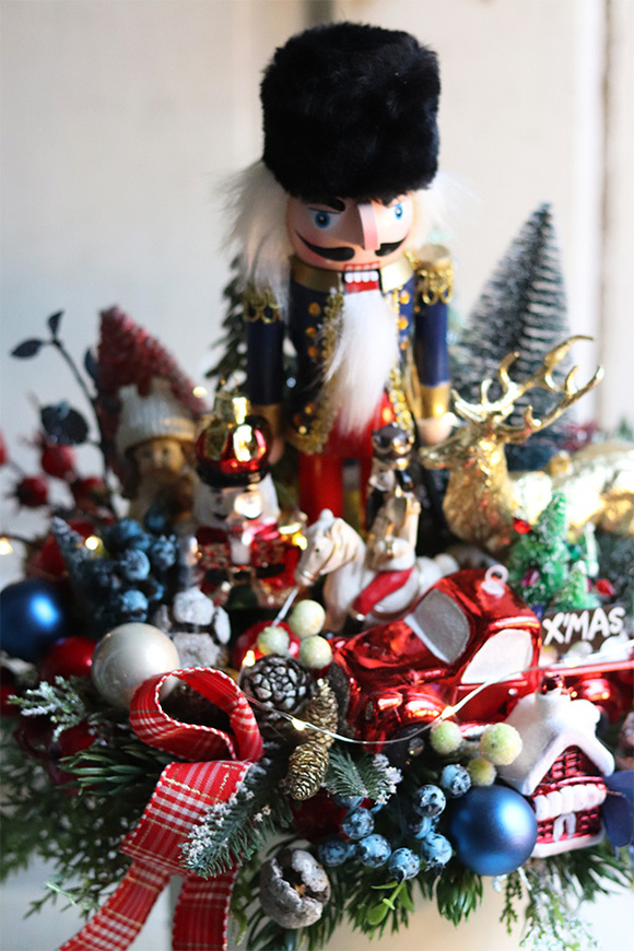 flowerbox świąteczny, Dziadek do Orzechów 2, wym.42x34cm