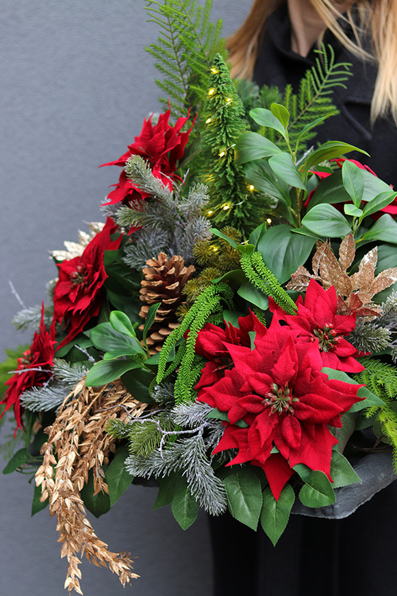 Nocna Cisza Volcan, świąteczna kompozycja nagrobna na tacy