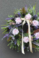 Lawendowe Wzgórza 2, delikatny wiosenny wianek